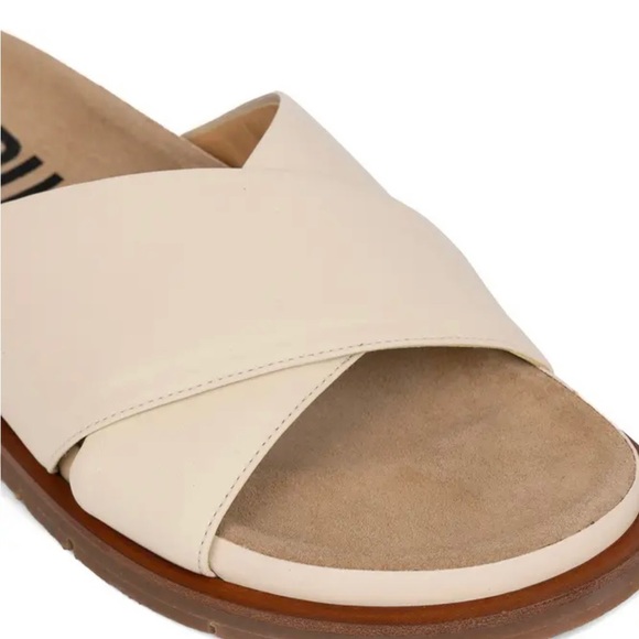 Labucq Mo Slides Cream - Picture 2 of 5